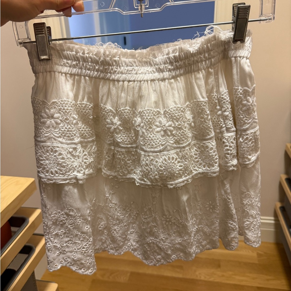 White mini loveshackfancy skirt- perfect condition, size XS